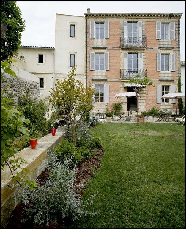 La Maison Rouge D'Uzes B&B Exterior photo